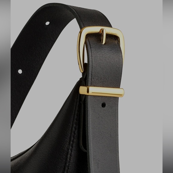 Madewell Essential Sling Crossbody Leather Bag - Picture 3 of 9